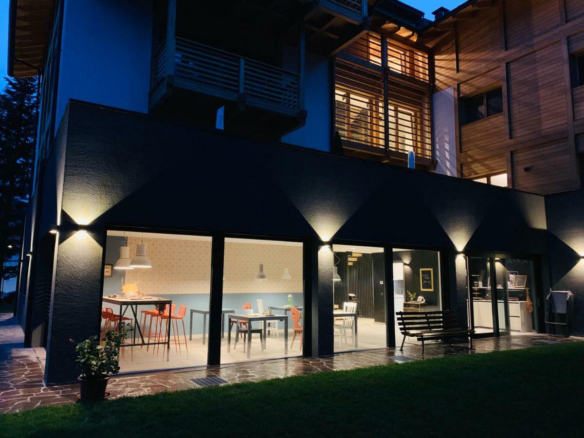 Appartamenti E B&B Casa Ester Baselga di Pine Bagian luar foto