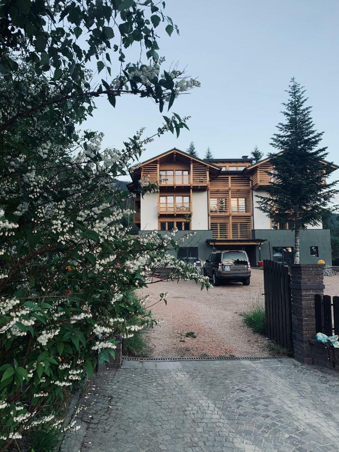 Appartamenti E B&B Casa Ester Baselga di Pine Bagian luar foto