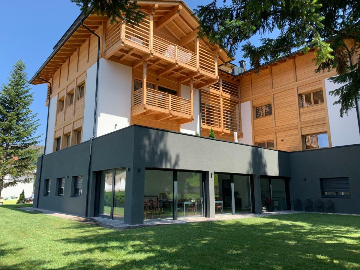 Appartamenti E B&B Casa Ester Baselga di Pine Bagian luar foto