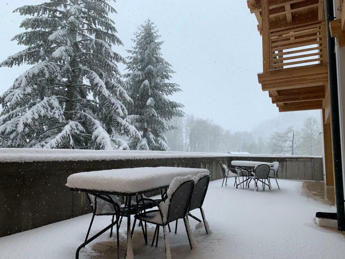 Appartamenti E B&B Casa Ester Baselga di Pine Bagian luar foto