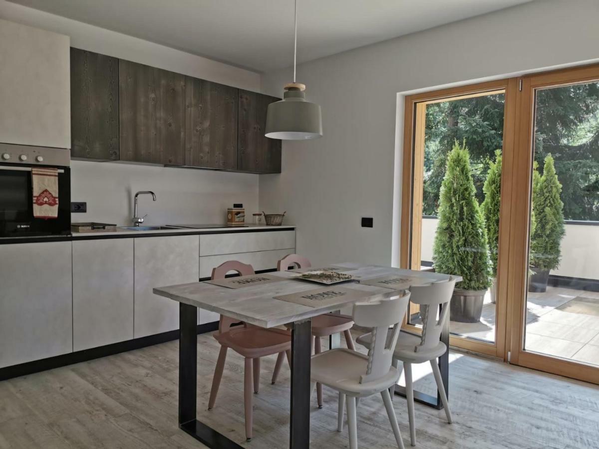 Appartamenti E B&B Casa Ester Baselga di Pine Bagian luar foto
